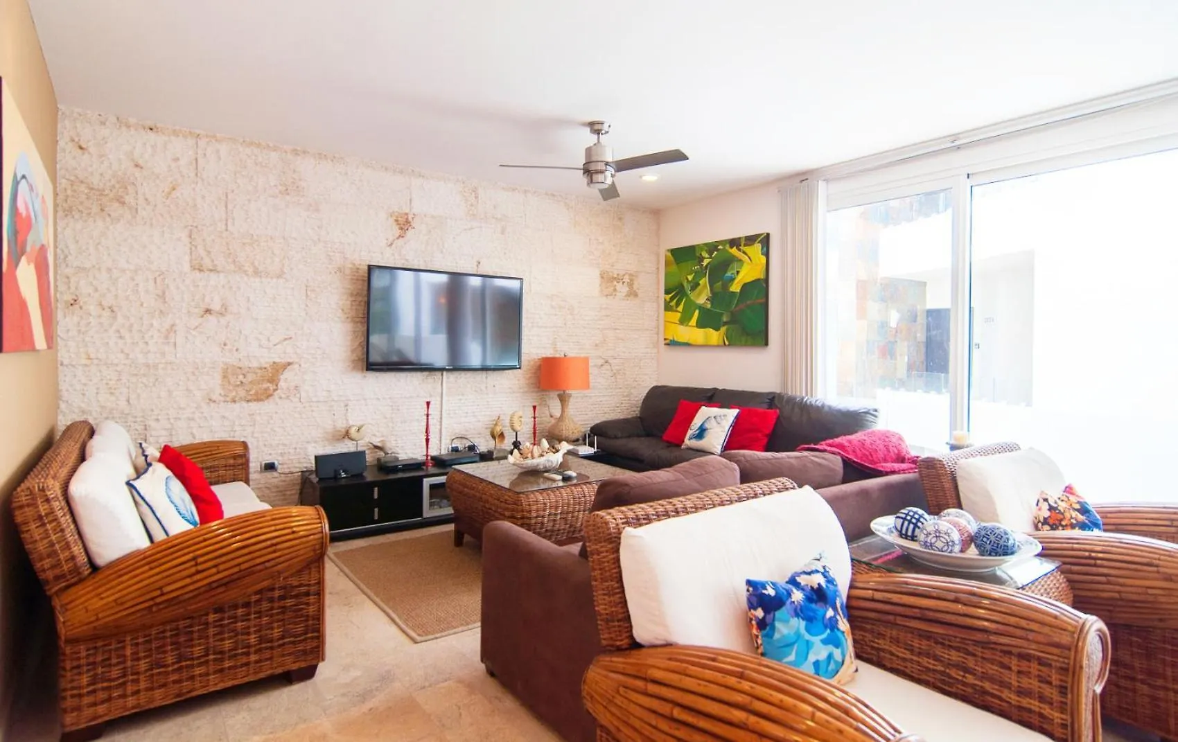 Exceptional Location Near Beach, Pool-View Balcony Playa del Carmen Ferienhaus